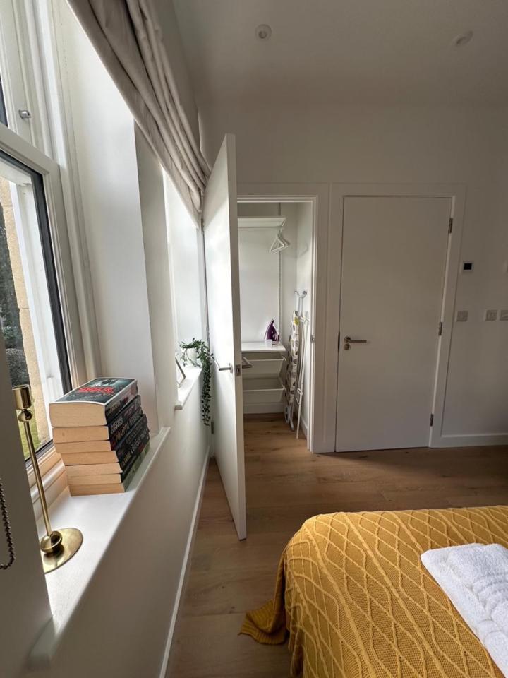 Contemporary Pied A Terre In The Heart Of Bath Appartement Buitenkant foto