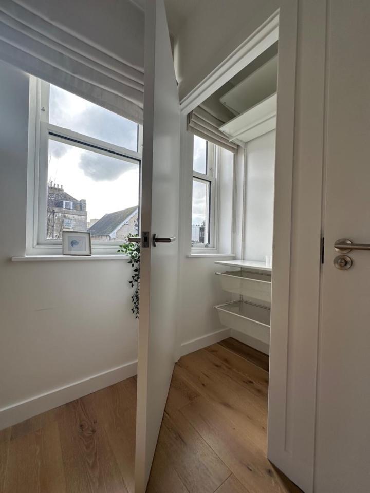 Contemporary Pied A Terre In The Heart Of Bath Appartement Buitenkant foto